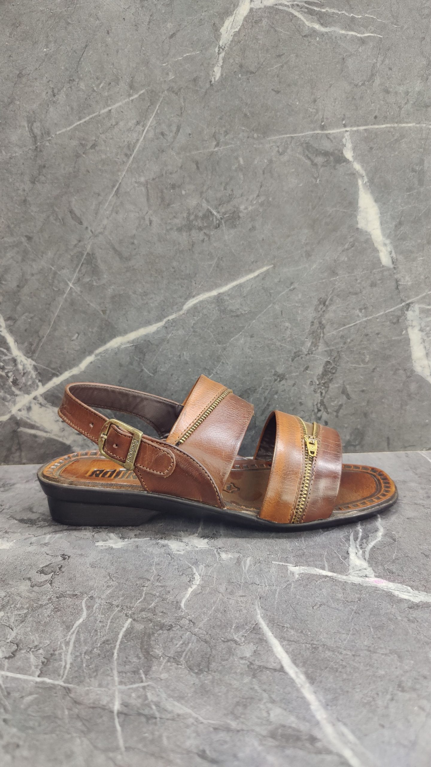 4865219412.jpg Rodrigo Taupe / Olive Wheat - Image 1
