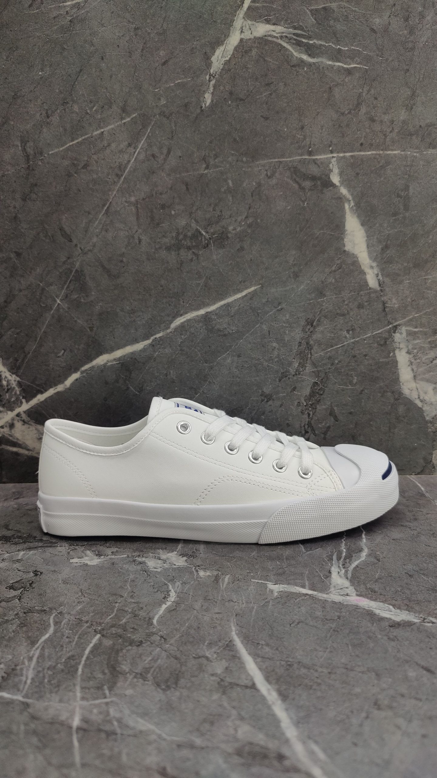 4901007649.jpg Jack Parcel MNPU White - Image 1