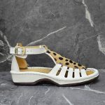 Soft Saddle White / Hair on