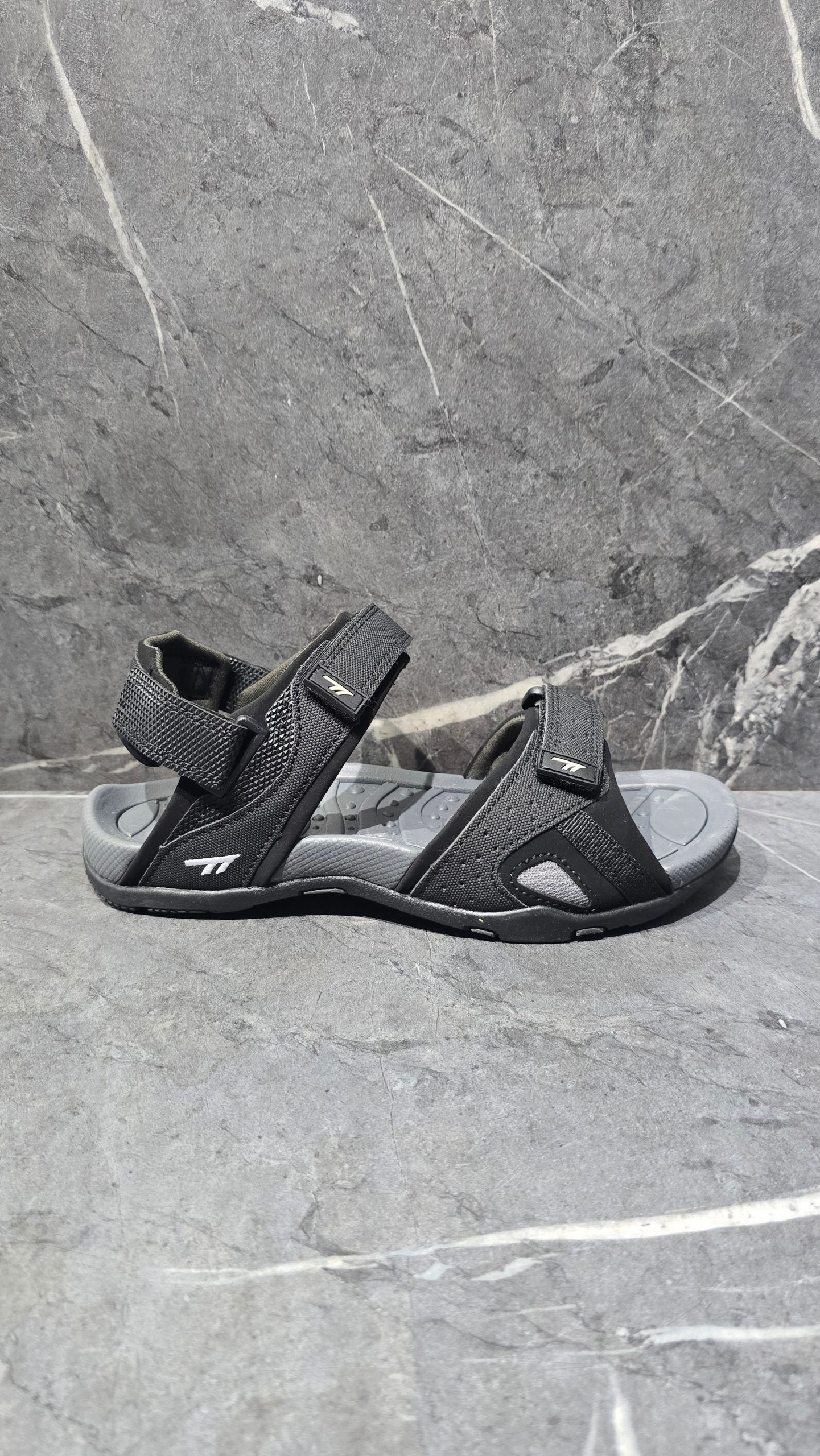 5402802803.jpg Hi-Tec ULA Black - Image 1