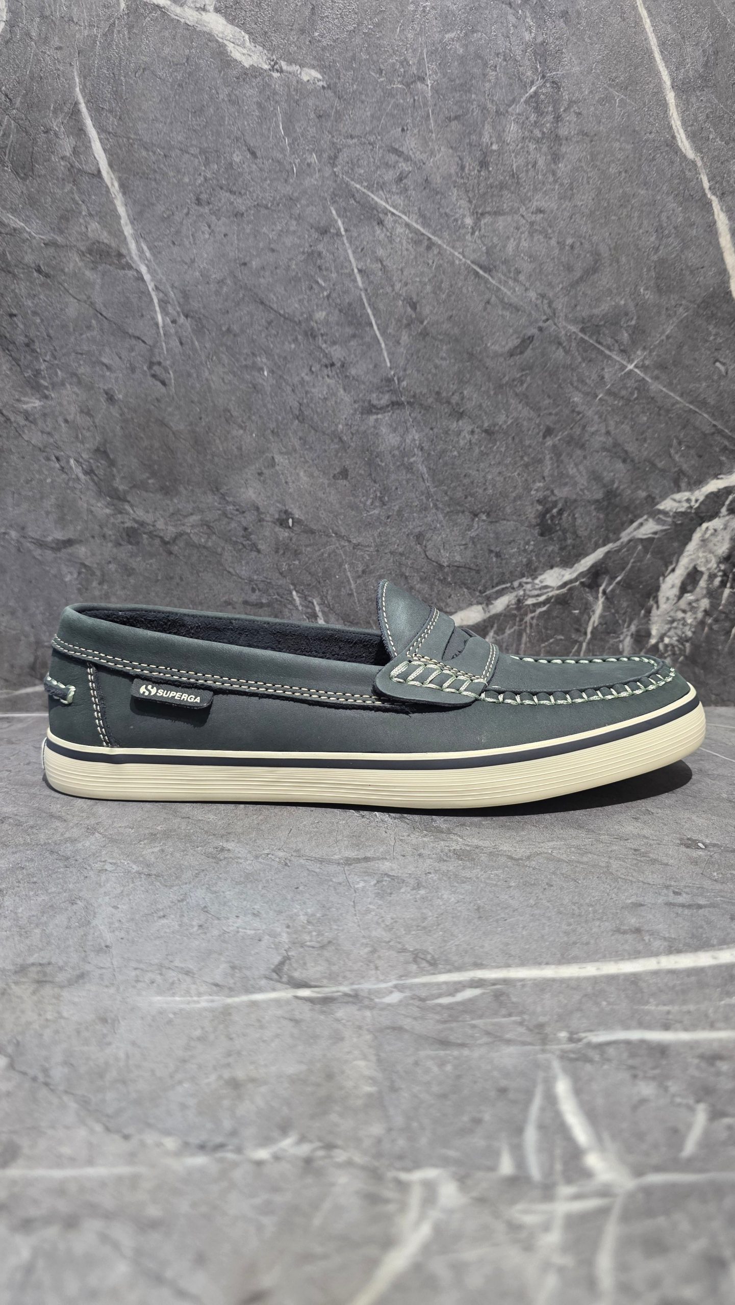 5597988471.jpg Superga 2002 Deep Lake - Image 1
